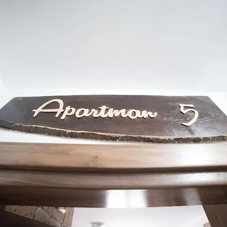 Drugarska Prica-lana