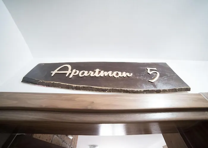 Drugarska Prica-lana