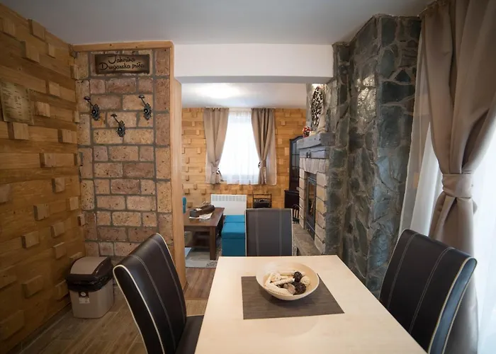 Drugarska Prica-lana Guest house Jahorina